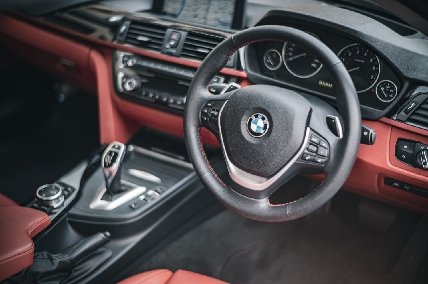 BMW・435iクーペ（2014）仕様の美に宿る、余裕という価値