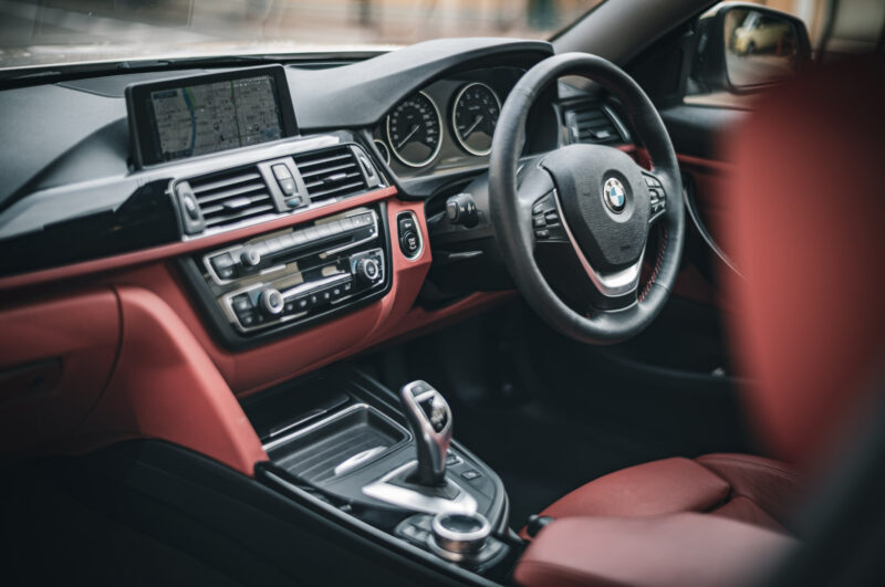 BMW・435iクーペ（2014）仕様の美に宿る、余裕という価値