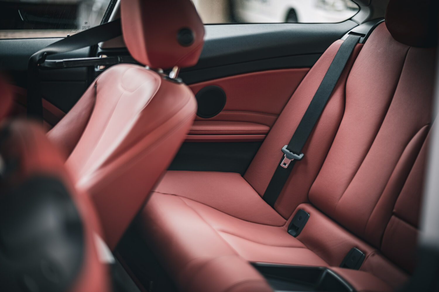 BMW・435iクーペ（2014）仕様の美に宿る、余裕という価値