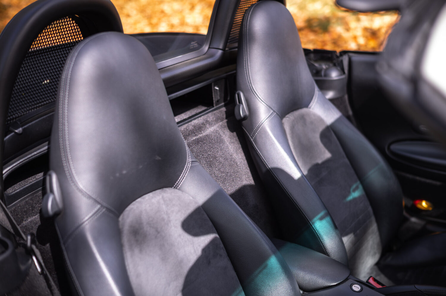 ポルシェ・ボクスター 2.7(2004)手のひらに伝わるポルシェ