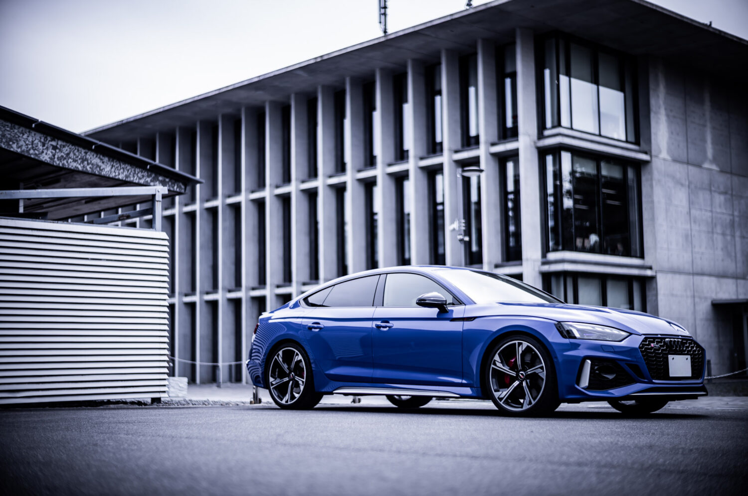 アウディ・RS5スポーツバック（2021）誇り高き、ちょうど真ん中