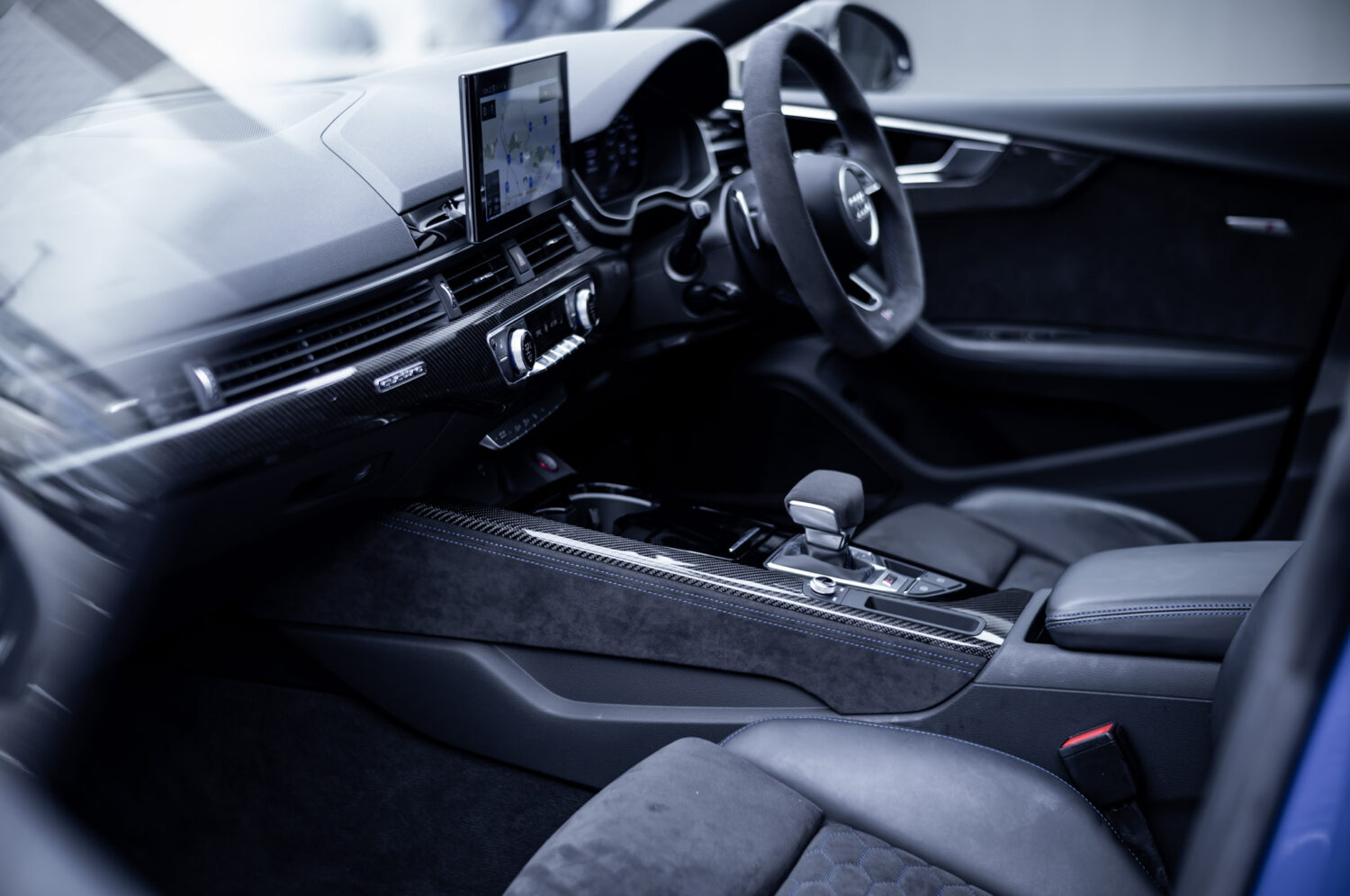 アウディ・RS5スポーツバック（2021）誇り高き、ちょうど真ん中