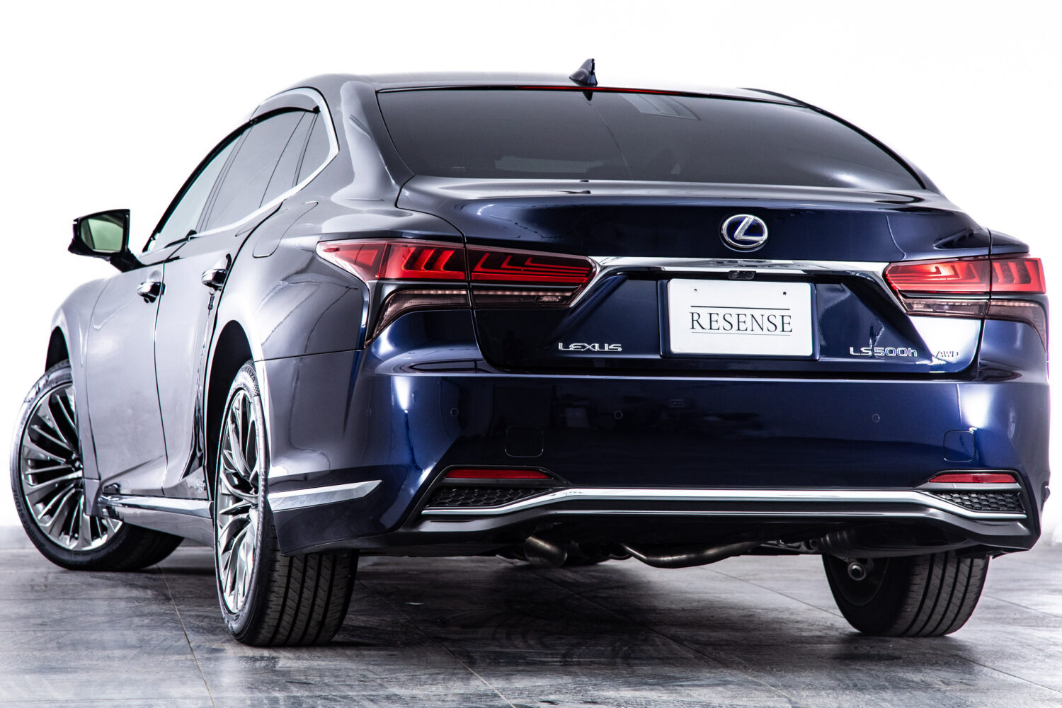 LS500h バージョンL 4WD
