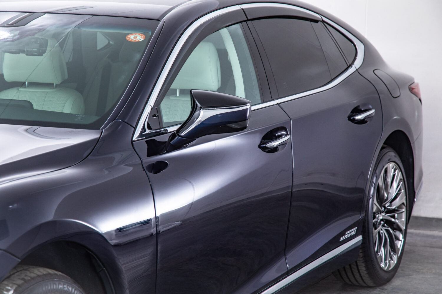 LS500h バージョンL 4WD