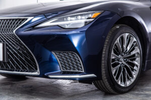 LS500h バージョンL 4WD