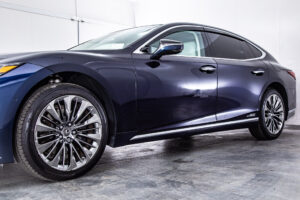 LS500h バージョンL 4WD