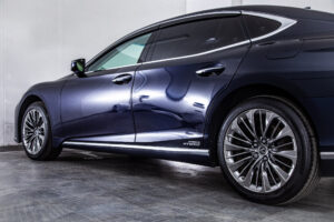 LS500h バージョンL 4WD