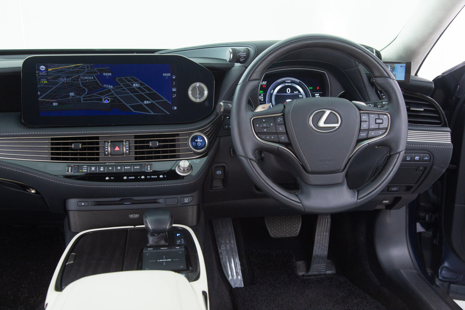 LS500h バージョンL 4WD