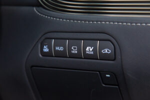 LS500h バージョンL 4WD