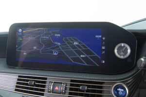 LS500h バージョンL 4WD