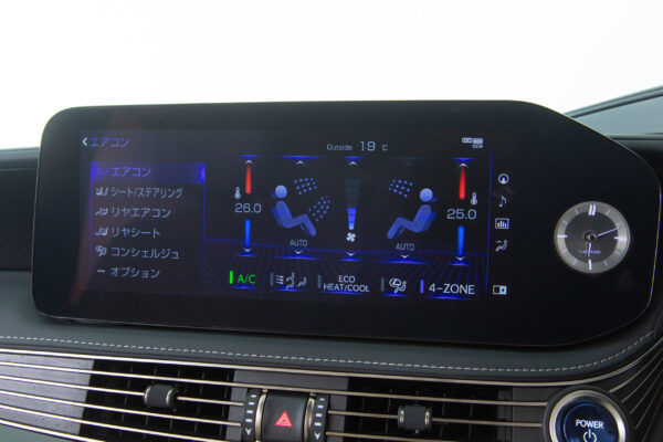 LS500h バージョンL 4WD