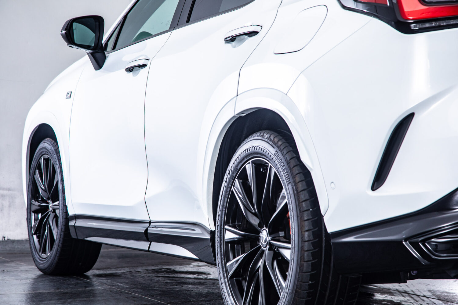 NX350h Fスポーツ 4WD