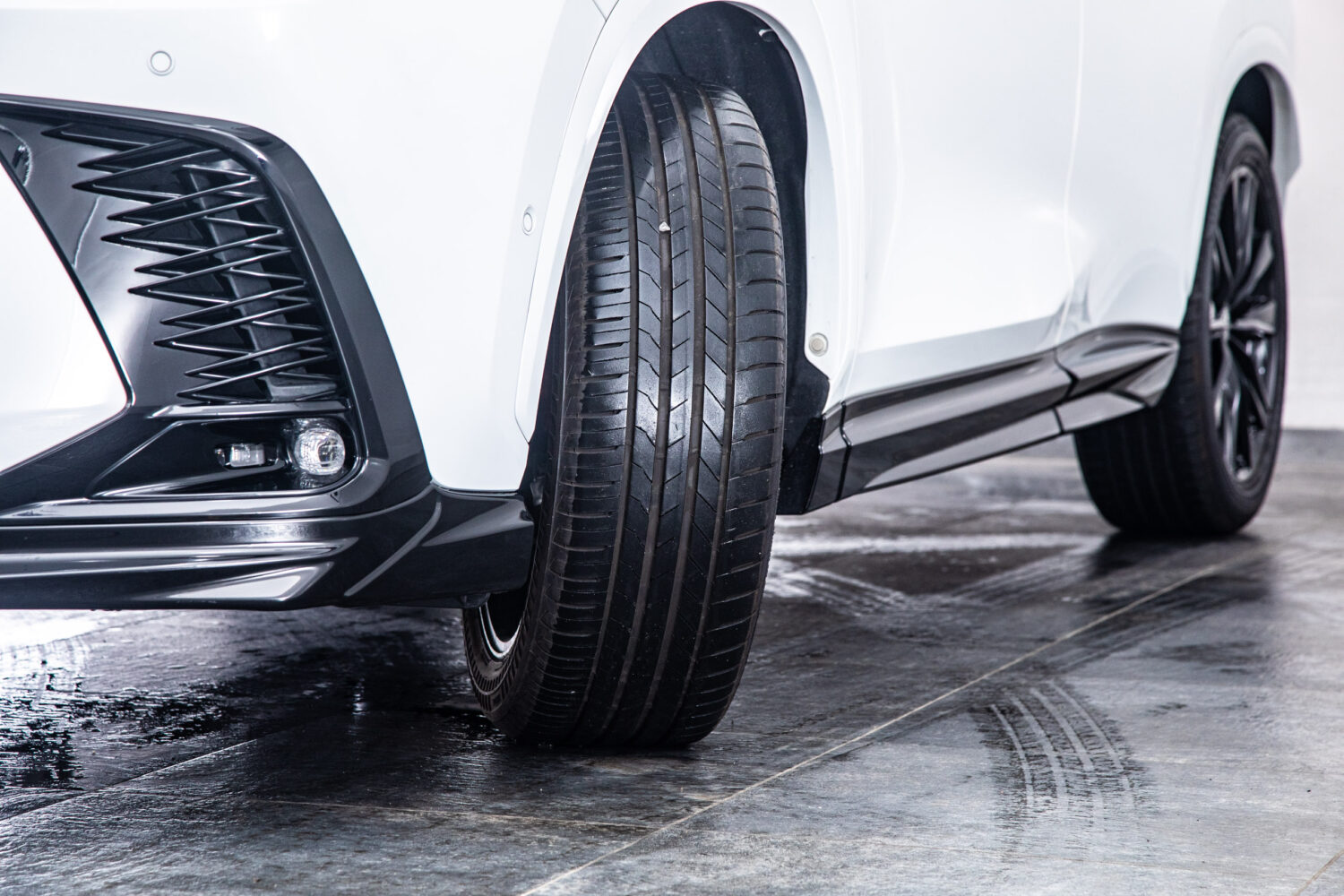 NX350h Fスポーツ 4WD