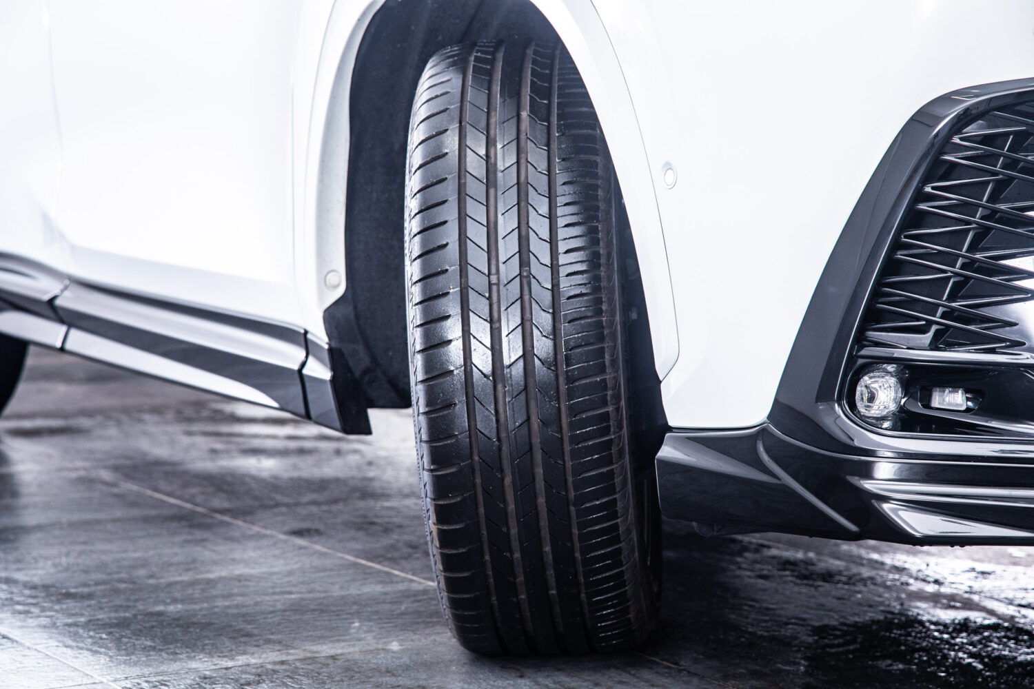 NX350h Fスポーツ 4WD