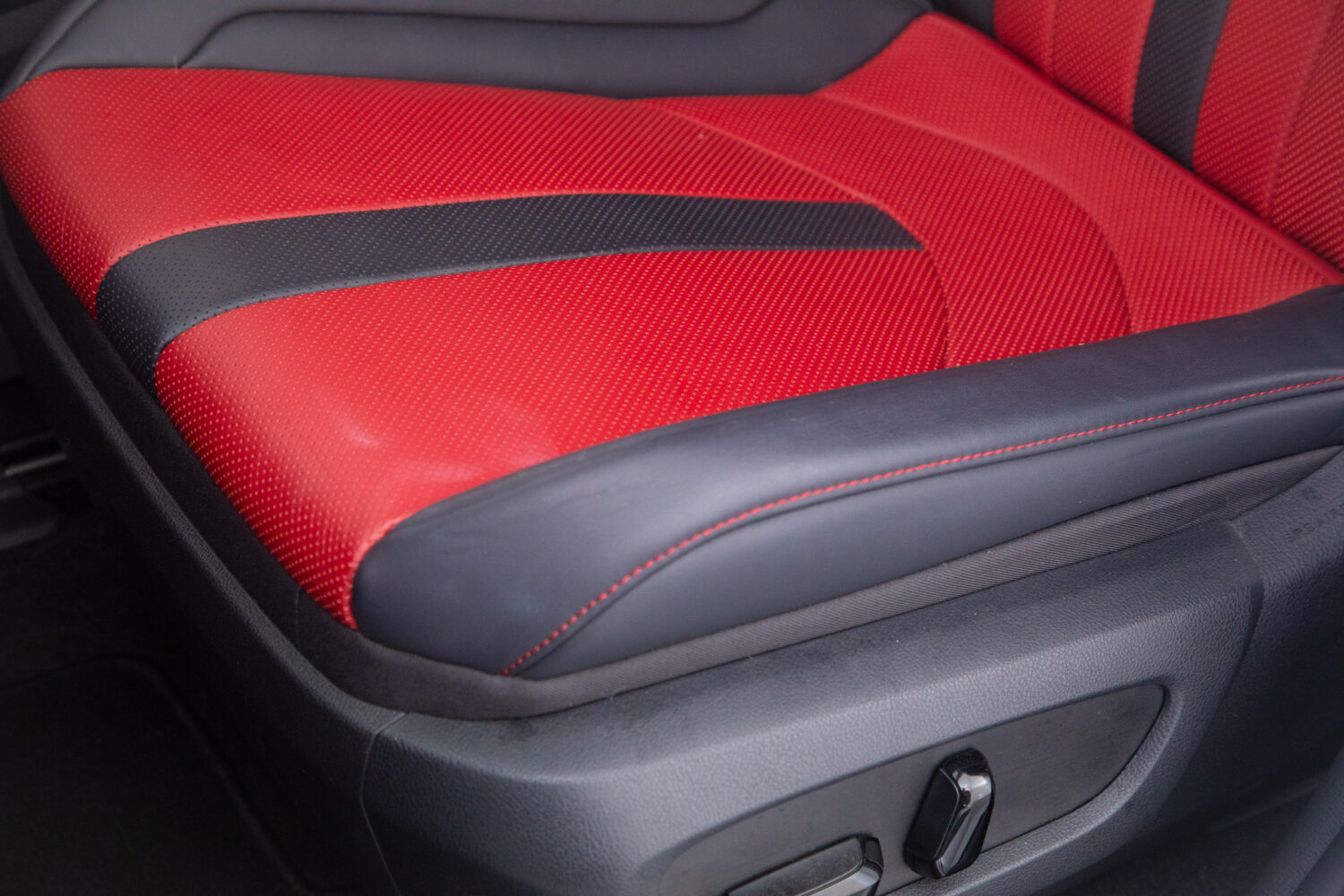 NX350h Fスポーツ 4WD