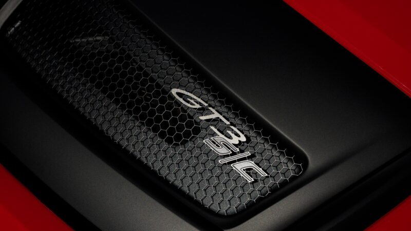 高回転自然吸気エンジン×MT×カブリオレ　新型ポルシェ911 GT3 S/C