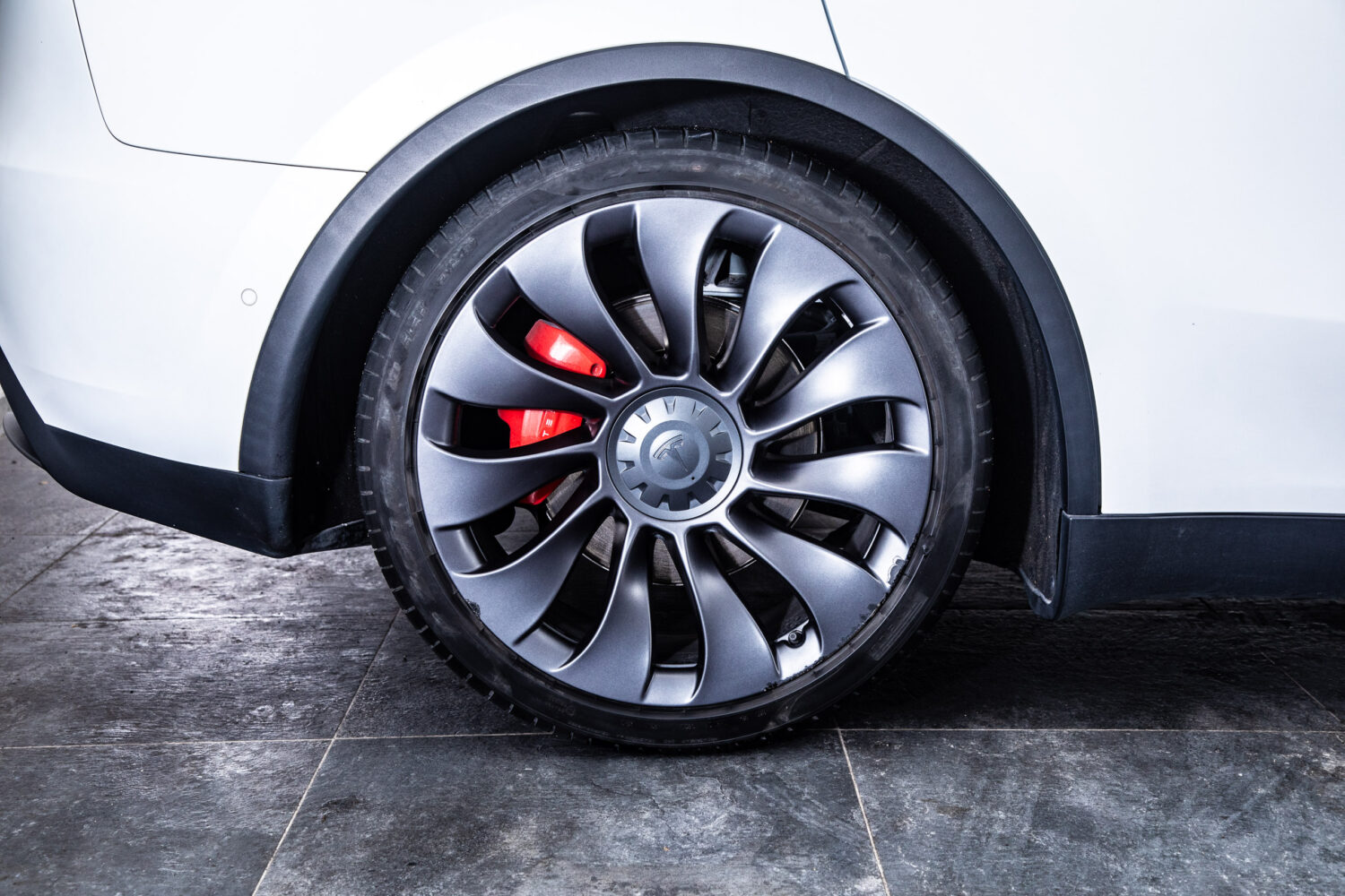 モデルY パフォーマンス 4WD