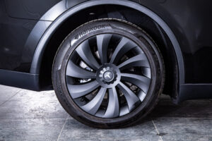 モデルY ロングレンジ 4WD