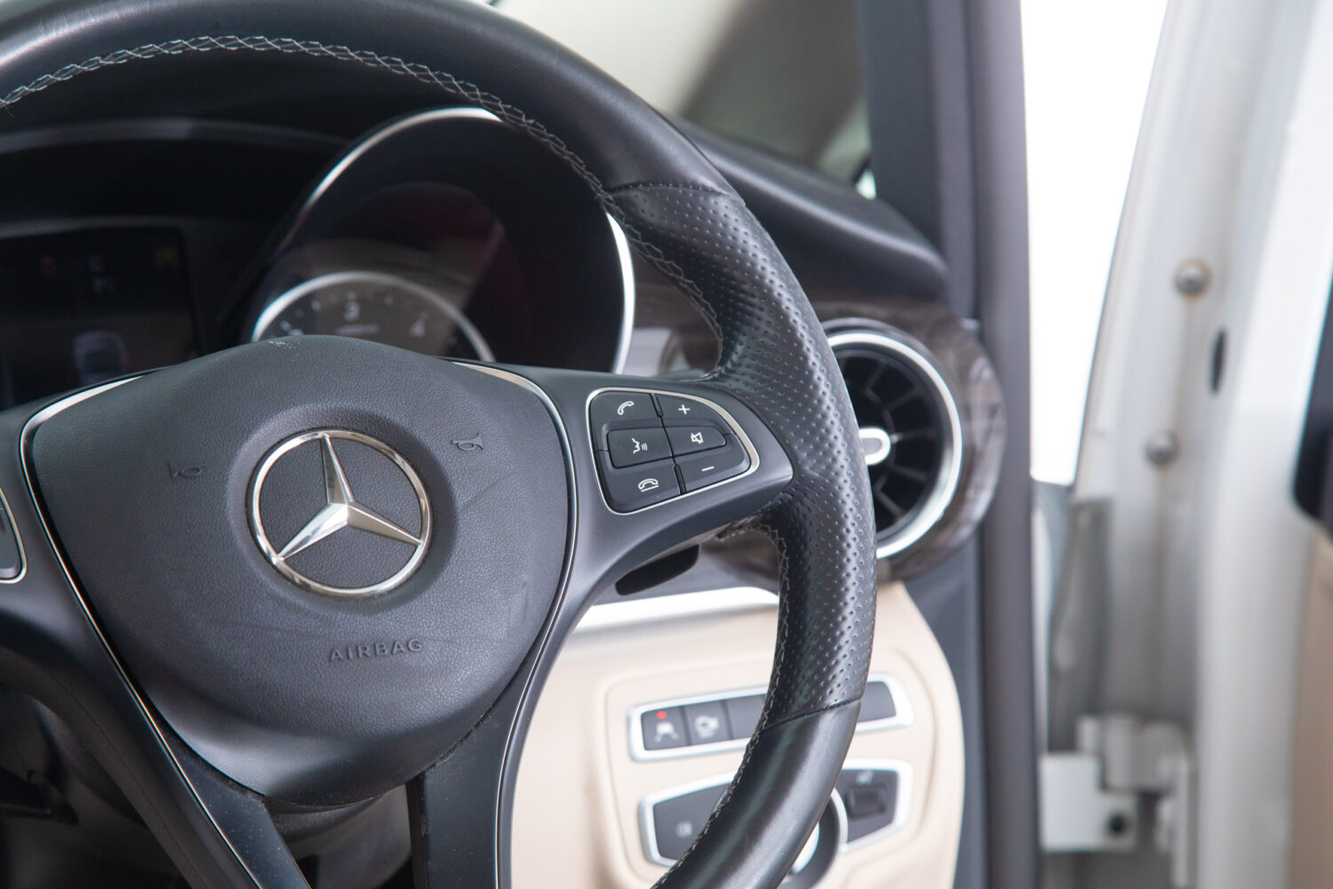 V220d アバンギャルド ロング