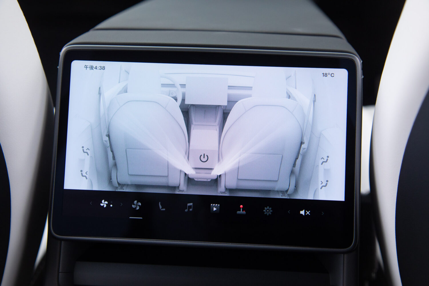 モデルY ロングレンジ 4WD