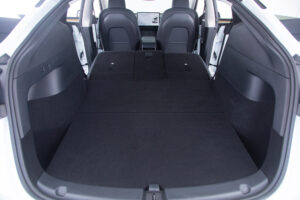 モデルY パフォーマンス 4WD