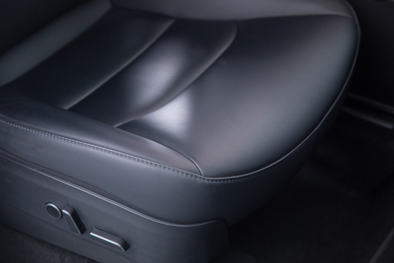 モデルY パフォーマンス 4WD