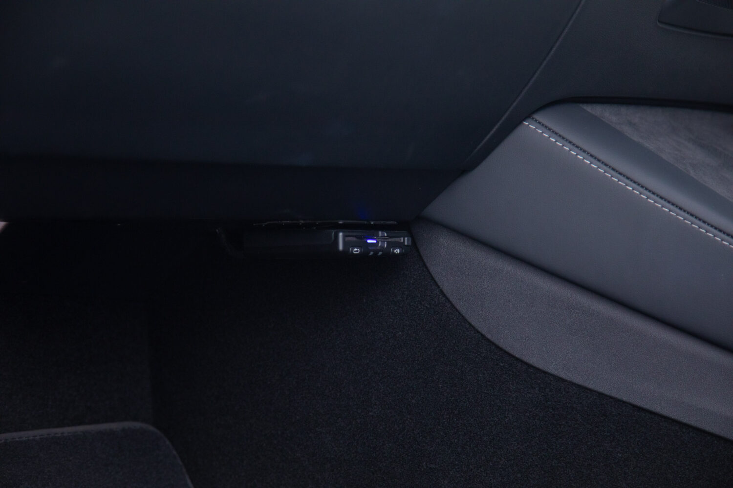 モデルY パフォーマンス 4WD