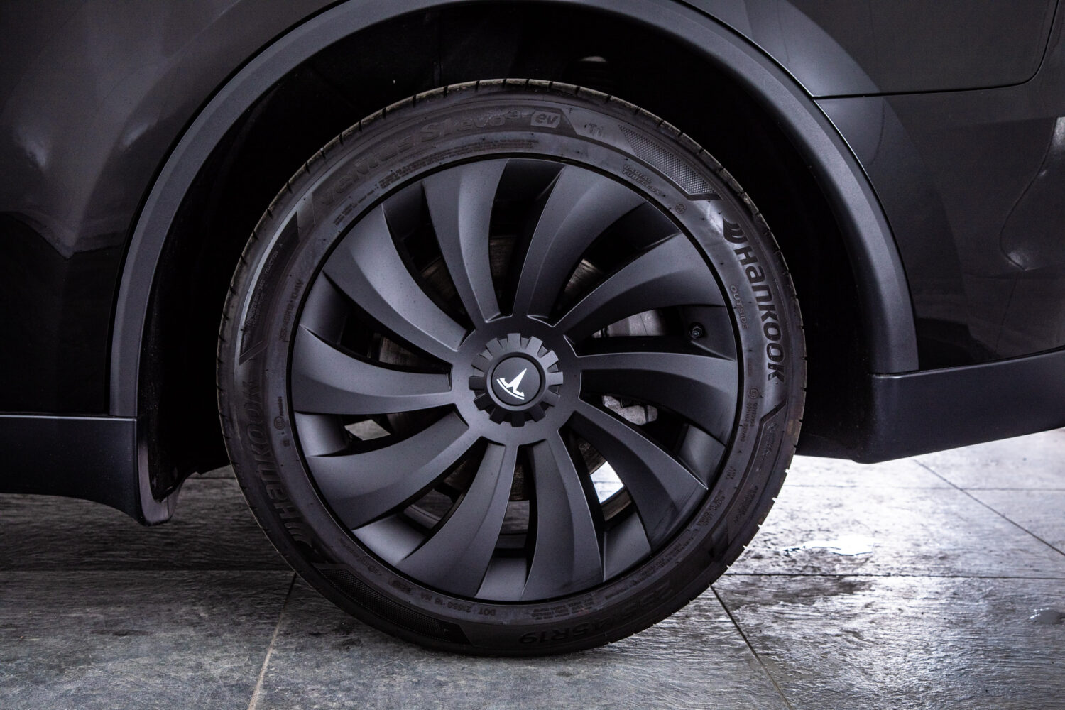 モデルY ロングレンジ 4WD