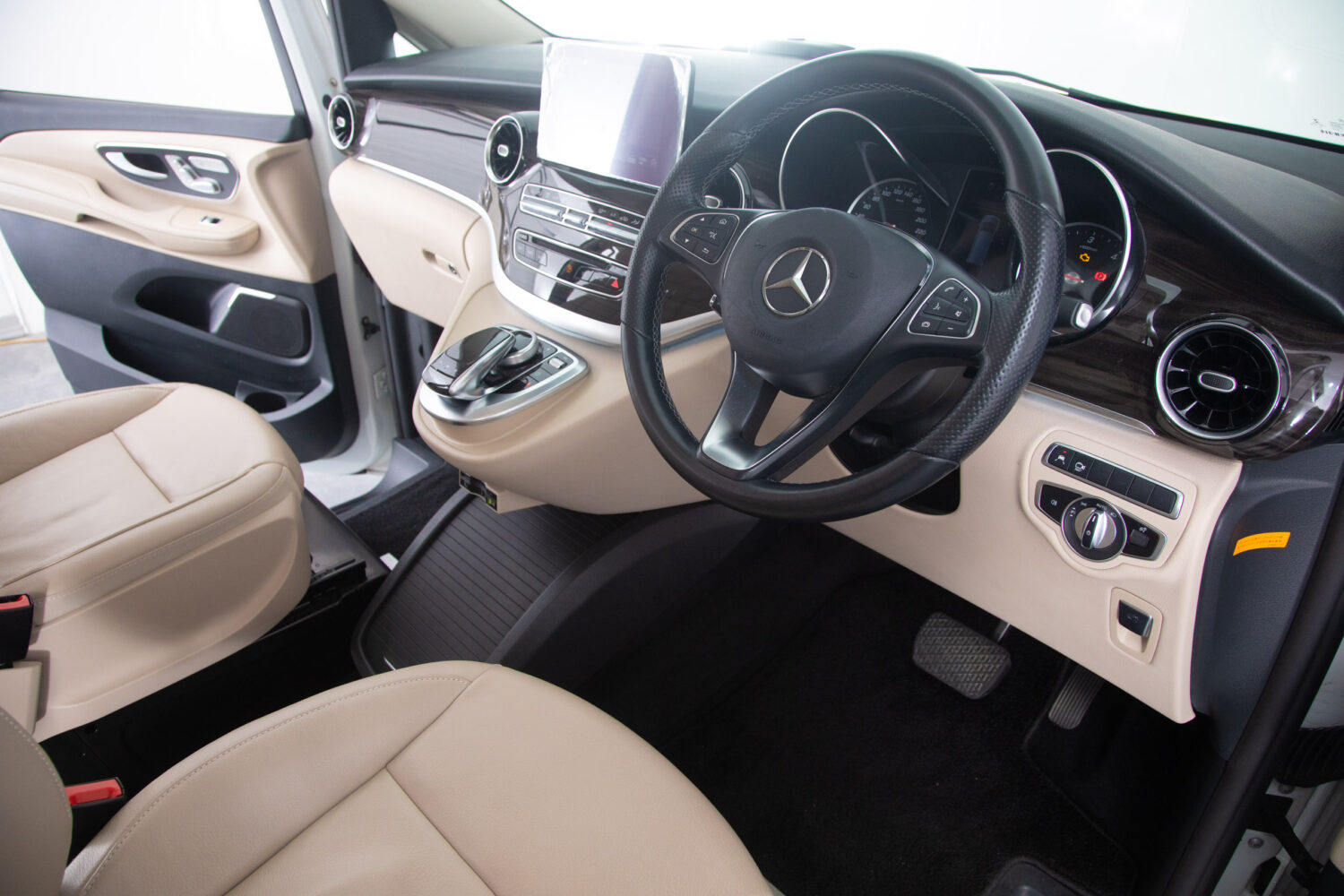 V220d アバンギャルド ロング