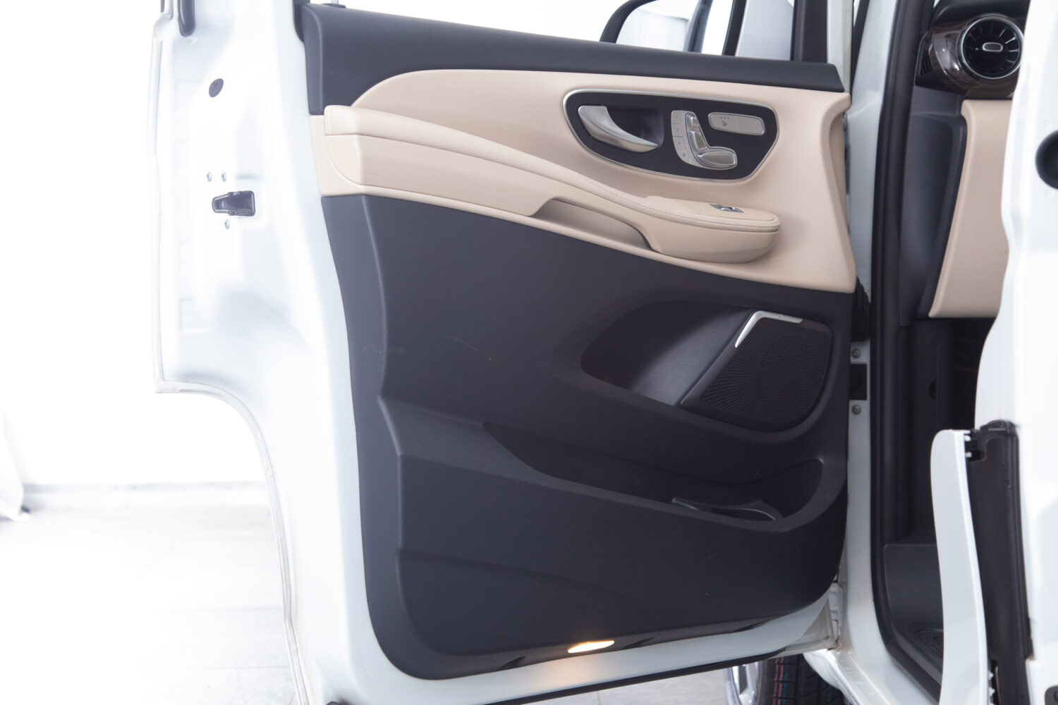 V220d アバンギャルド ロング