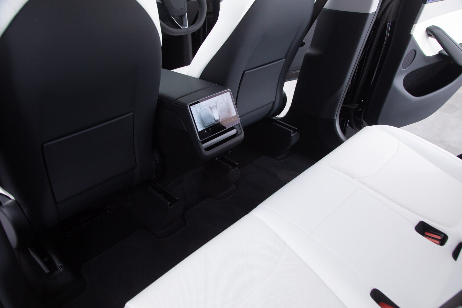 モデルY ロングレンジ 4WD