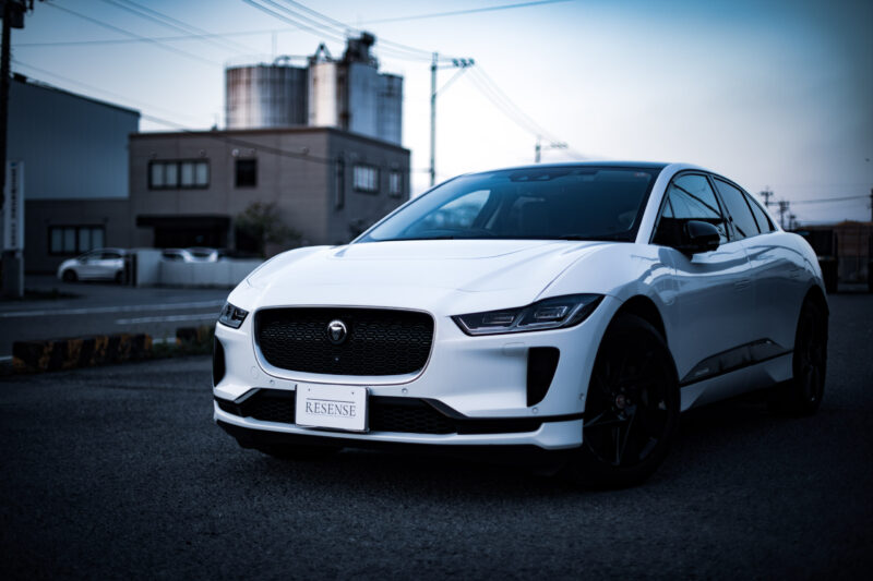 ジャガー・Iペイス SE（2020）スポーツカーの血統