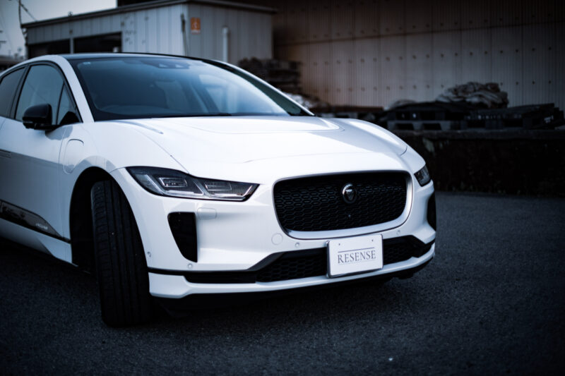 ジャガー・Iペイス SE（2020）スポーツカーの血統