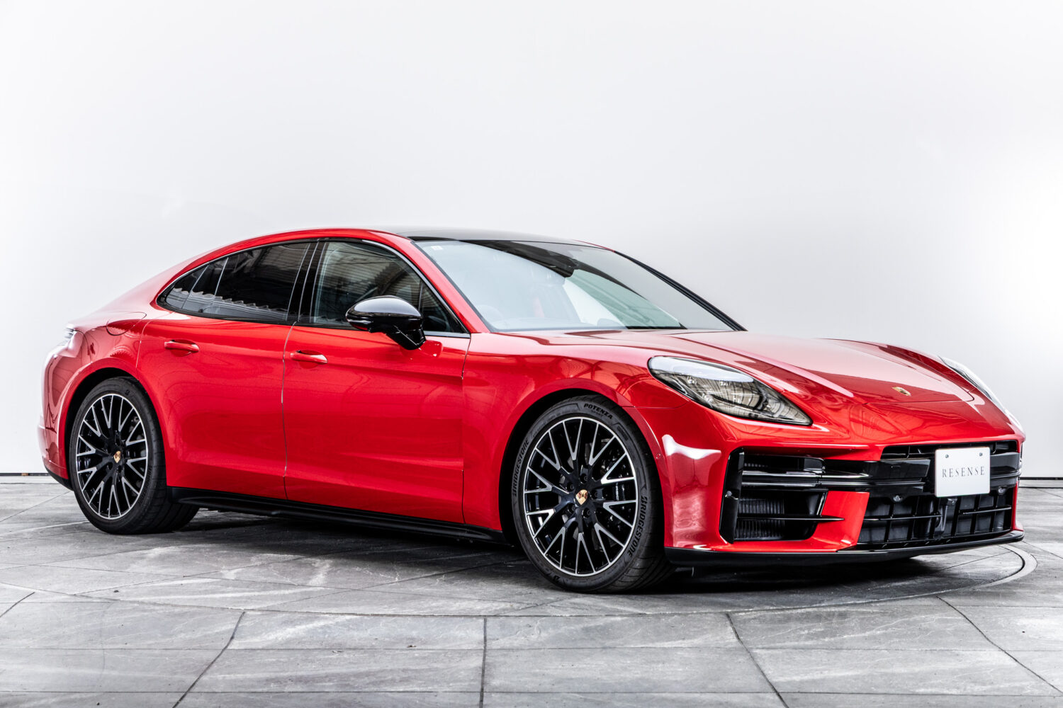 パナメーラ GTS 4WD