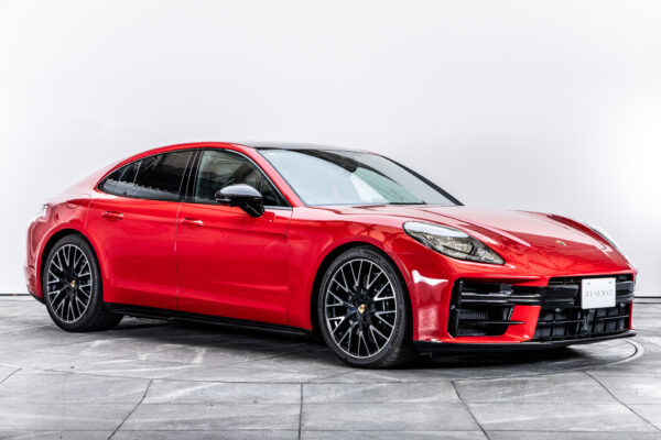 パナメーラ GTS 4WD