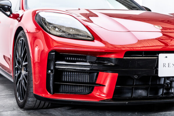 パナメーラ GTS 4WD