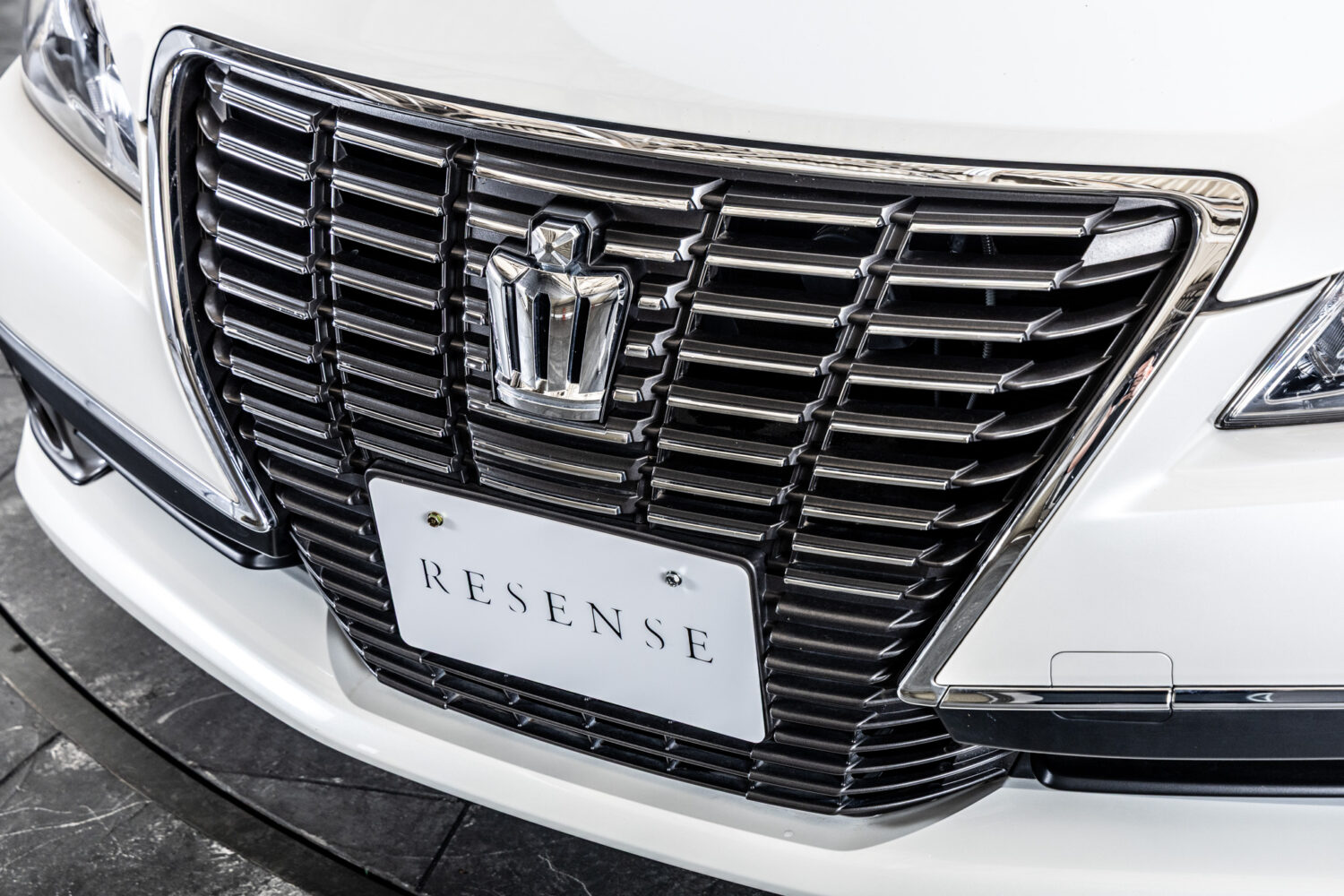 クラウン 2.5 ロイヤルサルーン