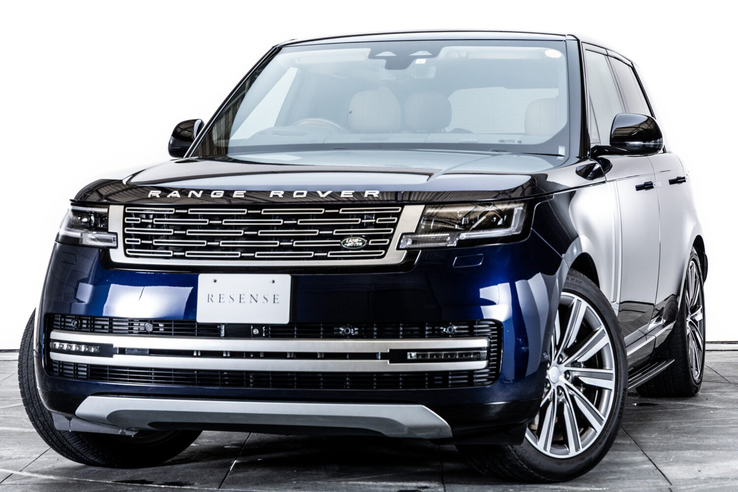 レンジローバー オートバイオグラフィ 3.0L P440e SWB 4WD