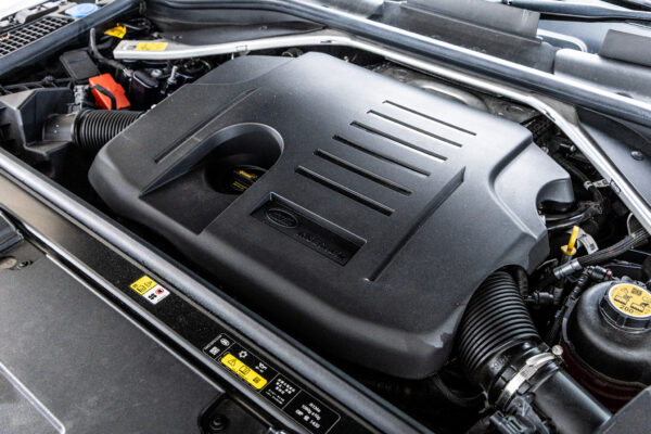 レンジローバー オートバイオグラフィ 3.0L P440e SWB 4WD