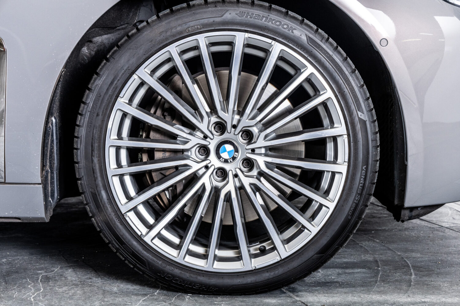 7シリーズ 750i xドライブ ラグジュアリー 4WD