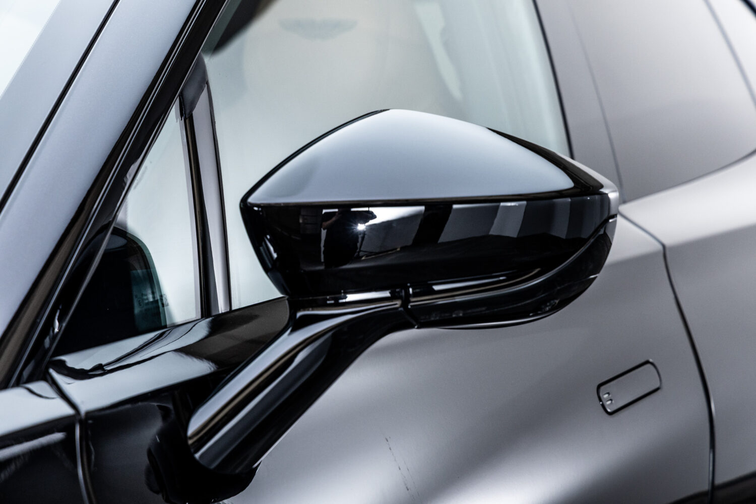 DBX 707 4WD