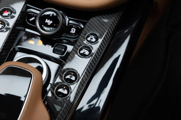 DBX 707 4WD