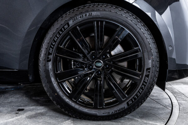レンジローバー オートバイオグラフィ 3.0L P550e SWD 4WD