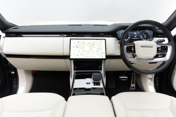 レンジローバー オートバイオグラフィ 3.0L P550e SWD 4WD