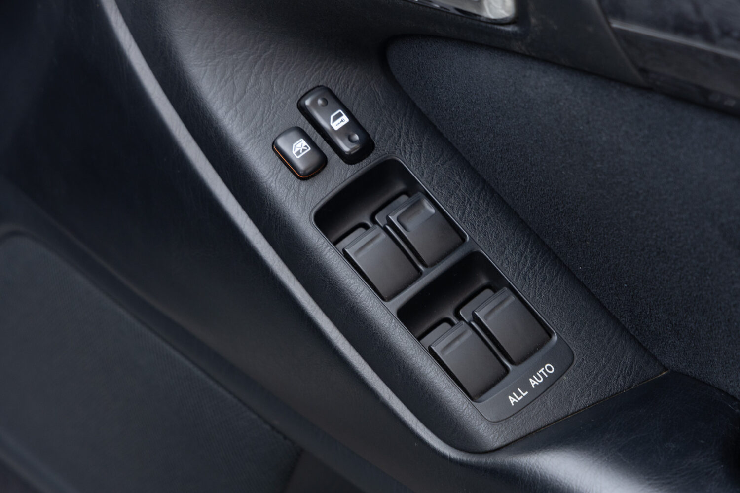 アリスト V300ベルテックスエディション
