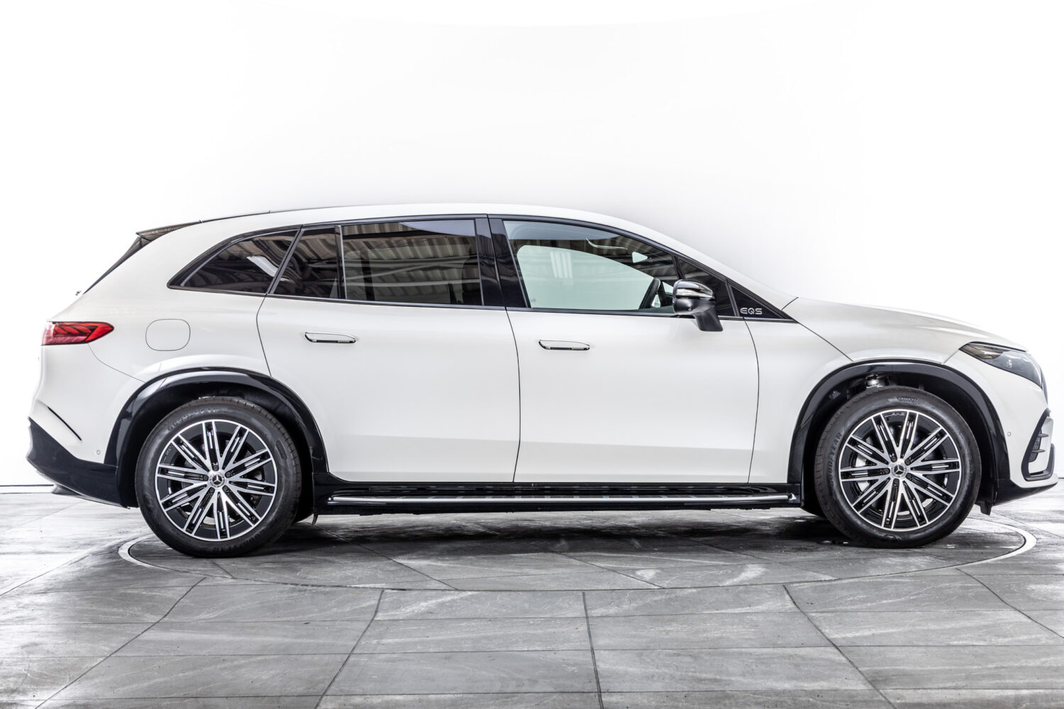 EQS SUV 580 4マチック スポーツ 4WD