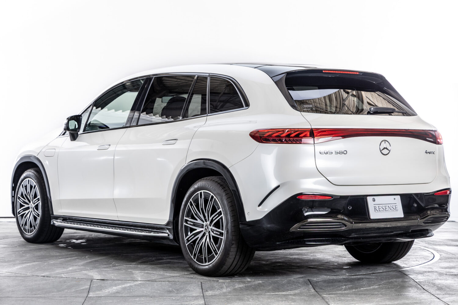 EQS SUV 580 4マチック スポーツ 4WD