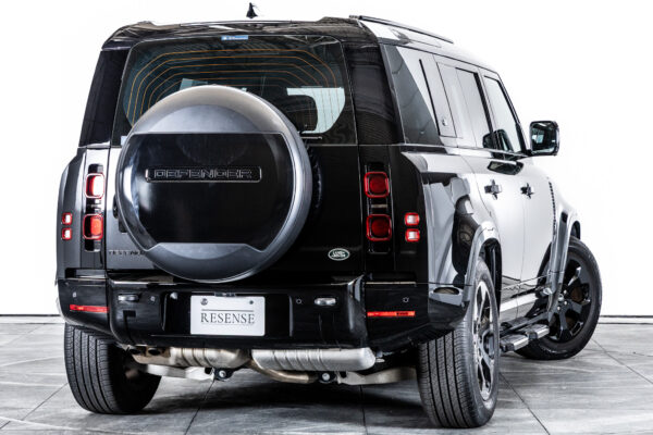 ディフェンダー110X DYNAMIC SE D300 4WD