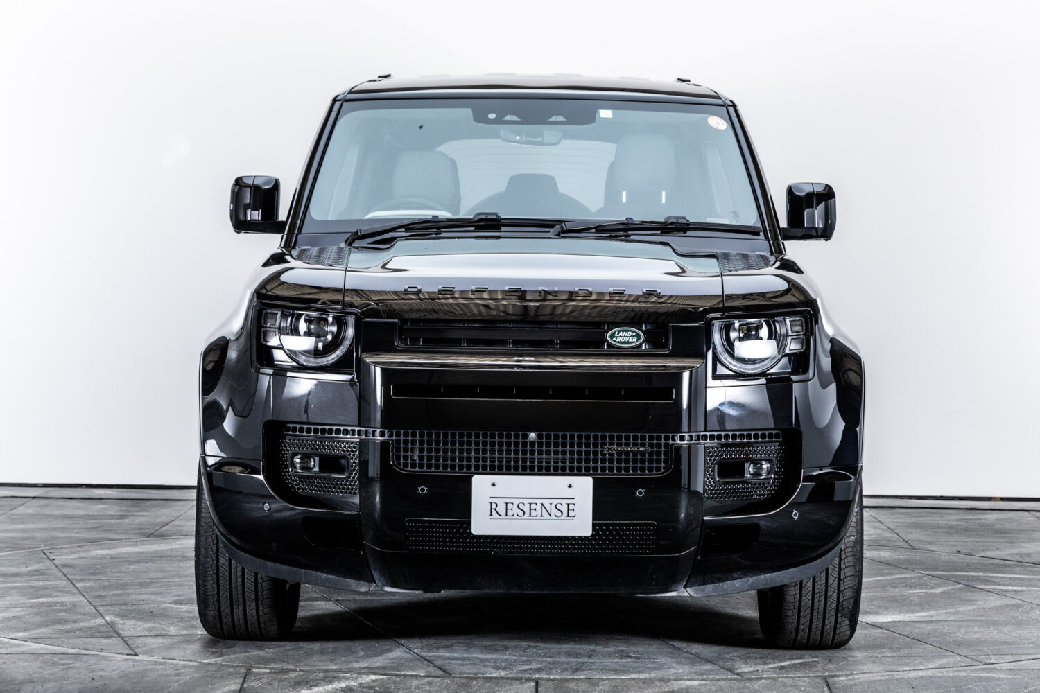ディフェンダー110X DYNAMIC SE D300 4WD