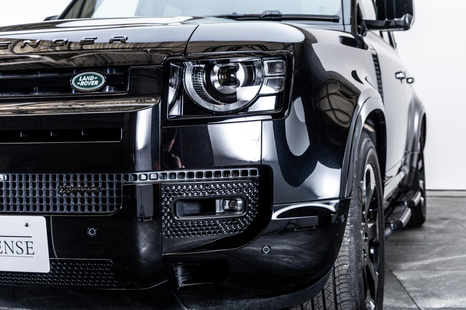 ディフェンダー110X DYNAMIC SE D300 4WD